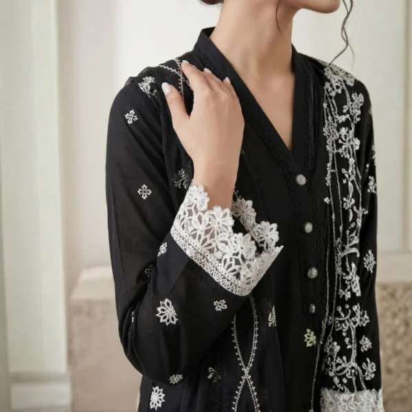 Elenor Lawn Stitched Suit